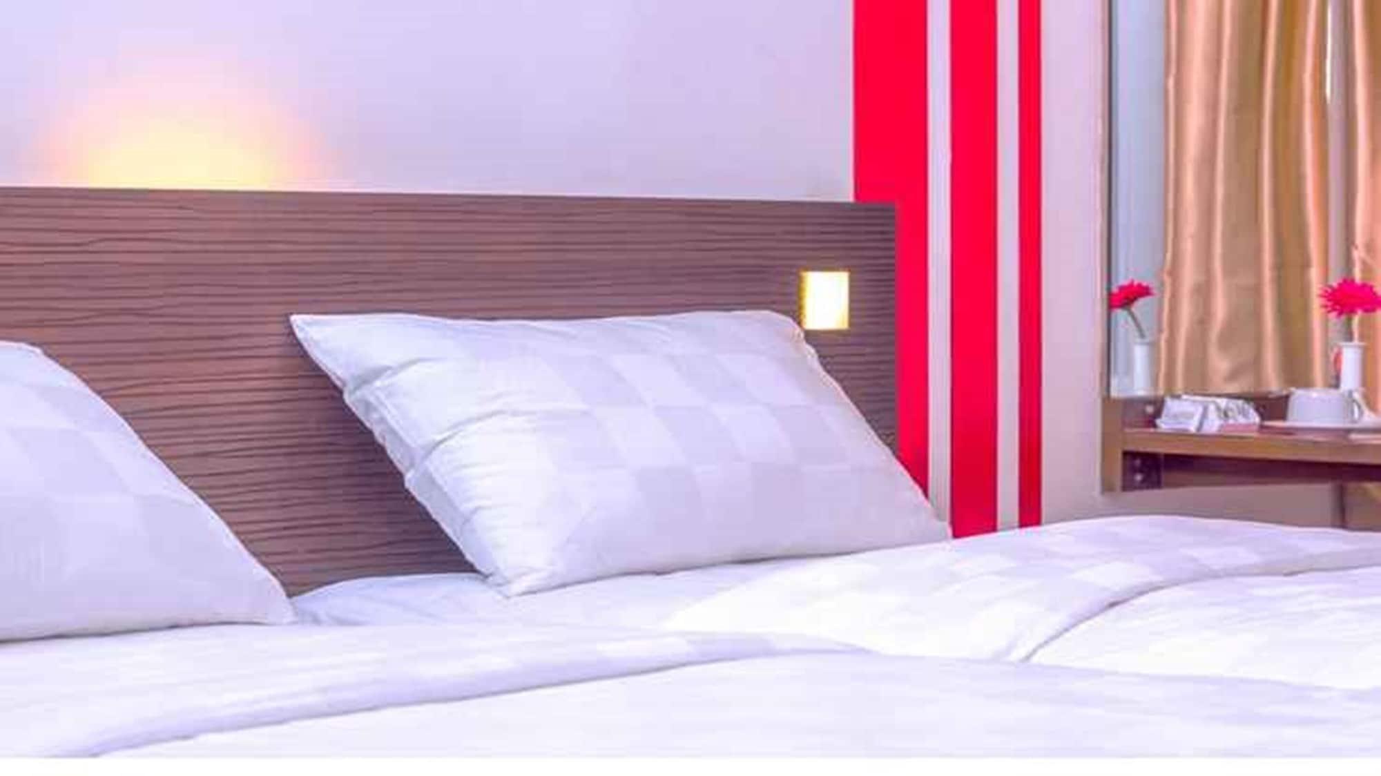 Redstar Hotel Jakarta Extérieur photo