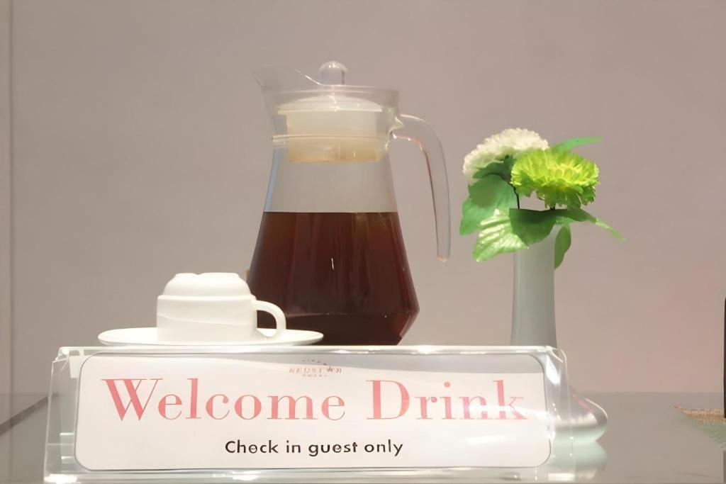 Redstar Hotel Jakarta Extérieur photo