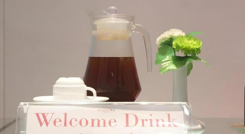 Redstar Hotel Jakarta Extérieur photo